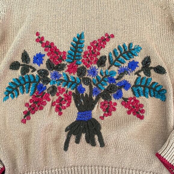 Vintage Suburban Petites Tan Floral Embroidered Cottagecore Sweater - Picture 2 of 15